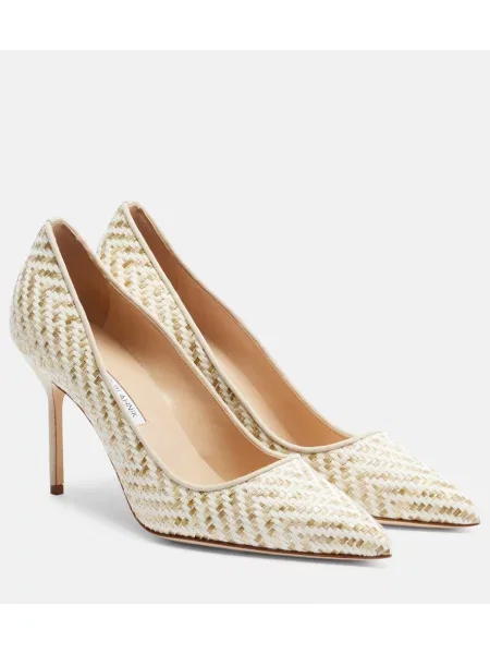 Pantofi cu toc Manolo Blahnik bej