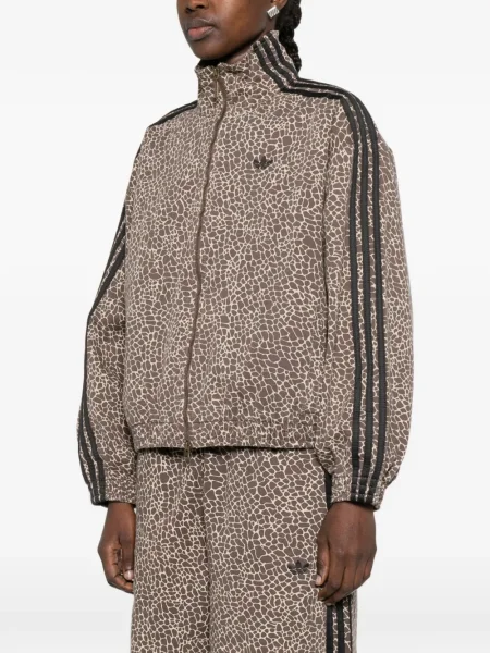 Класически шорти Adidas на райета с ресни кафяво