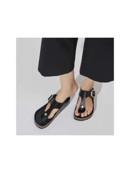 Klapki Birkenstock skórzane na sprzączkę czarne
