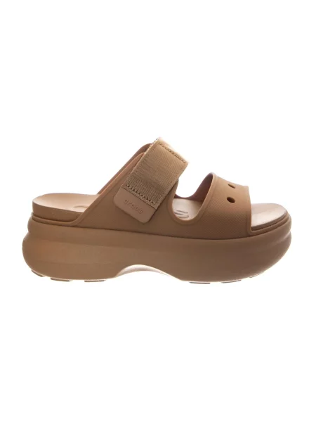Klapki Crocs skórzane na ramiączkach brązowe
