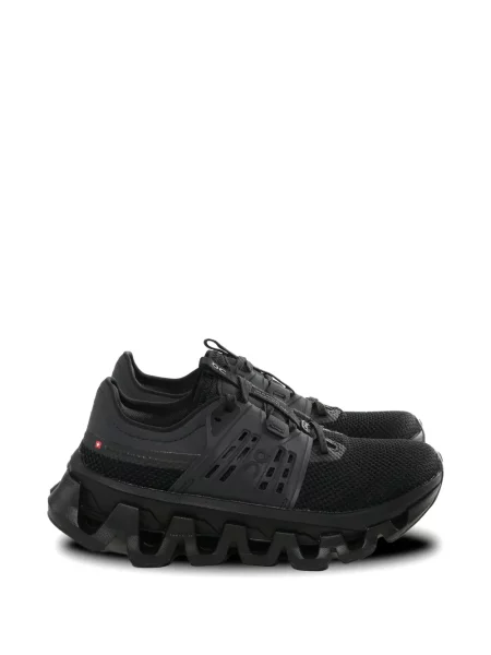 Sneakerși On negru