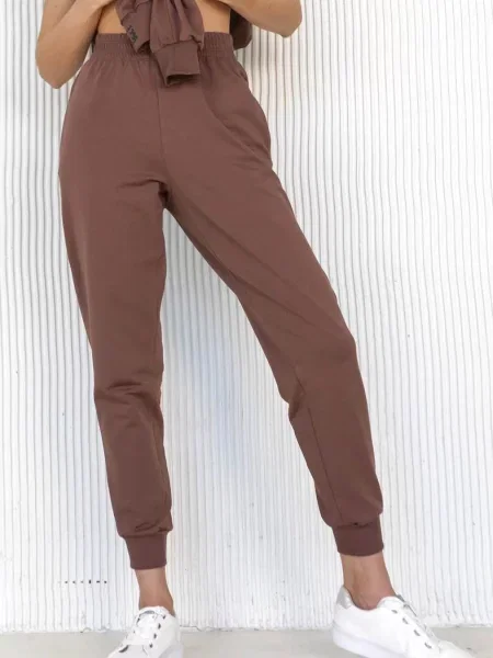 Брюки коричневі