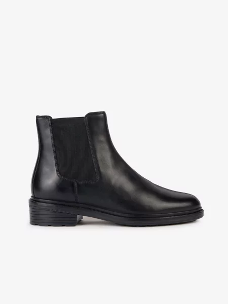 Gležnjarji Chelsea Geox D Walk Pleasure Black črna