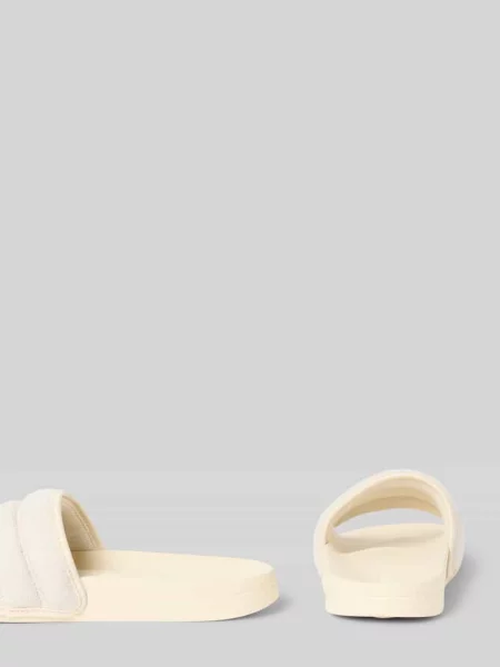 Adidas klapki zamszowe Adilette Noshower beżowy