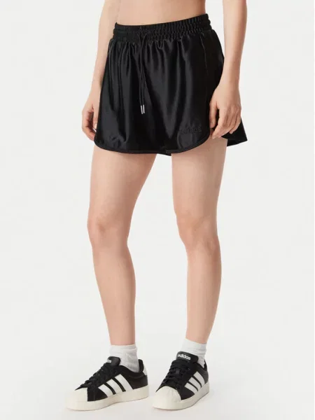Спортивные шорты Adidas черные