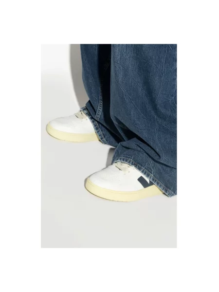 Sneakersy Veja skórzane białe
