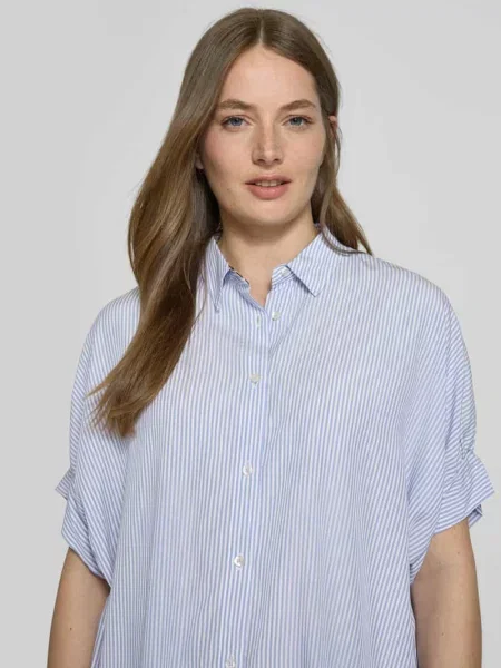 Bluzka koszulowa o kroju regular fit z rękawem o dł. Emily Van Den Bergh