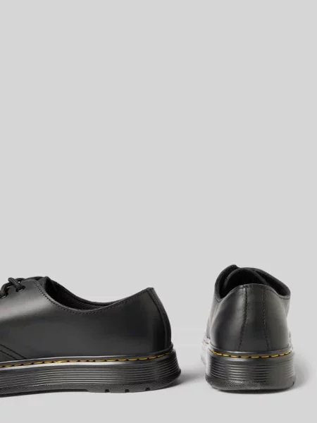Półbuty sznurowane z profilowaną podeszwą model Brookline' Dr. Martens czarne