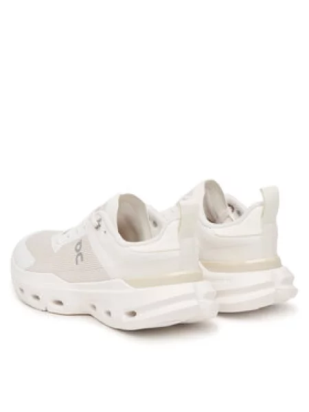 Sneakers On W Cloudpulse Next White/ Ice EUR 37 béžová