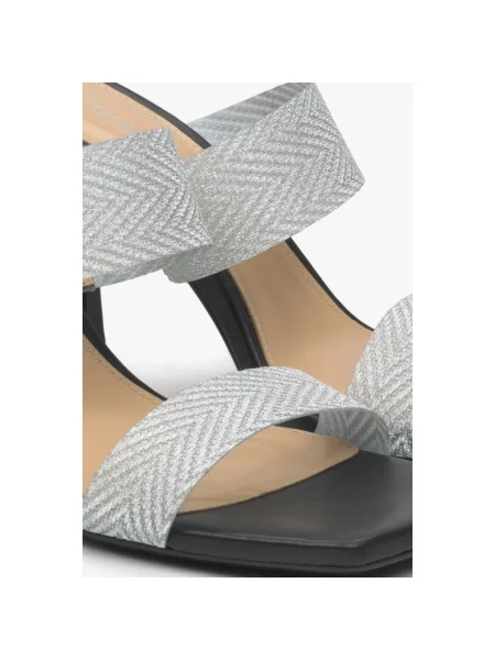 Кожаные мюли Estro черные