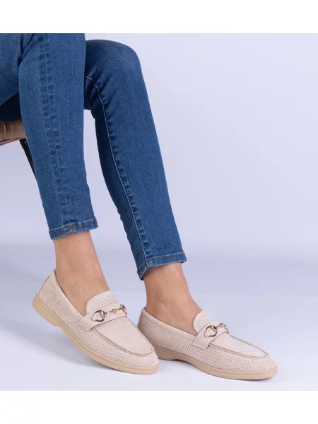 Pantofi loafer D/ceo din piele de căprioară cu perforații bej