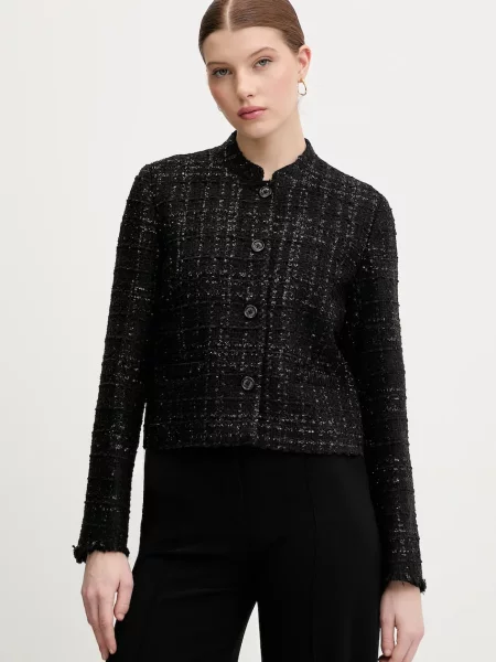 Joop! sacou un singur rând de uni negru