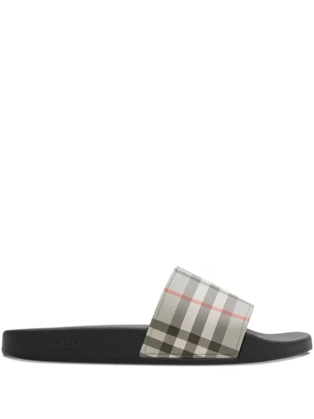 Papuci Burberry în carouri