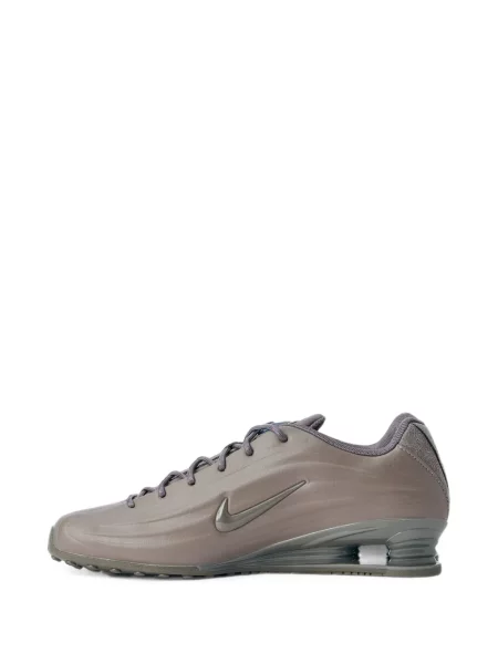 Sneakerși Nike cu șireturi din dantelă