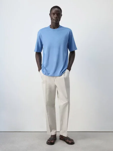 Koszulka relaxed fit Mężczyzna XXL MANGO MAN niebieski