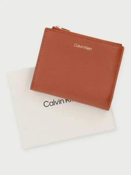 Calvin Klein pénztárca női műbőr barna
