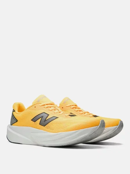 Кроссовки New Balance FuelCell желтые