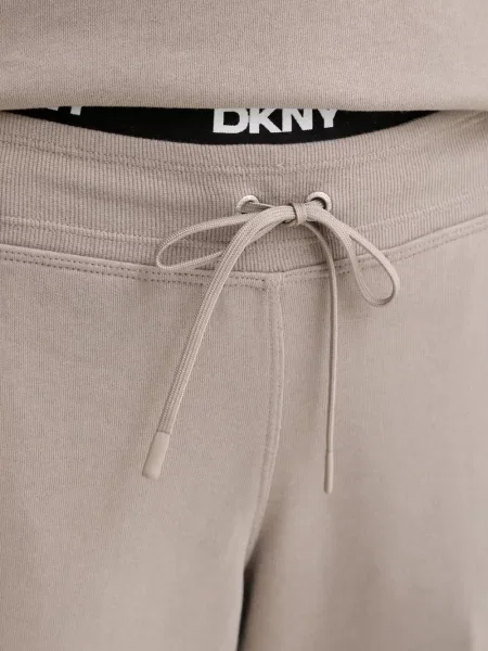 Trčanje hlače Dkny visoki struk s autogramom smeđa