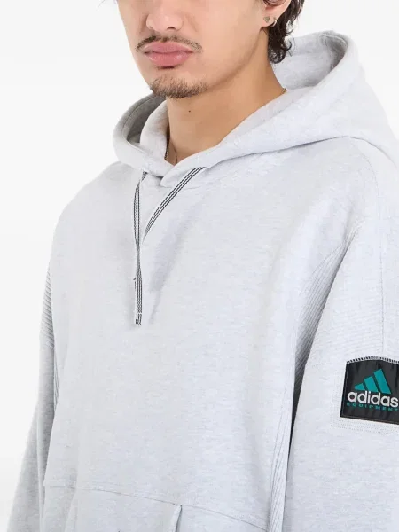 Krótka graficzny koszulka Adidas Campus z perforacją szara