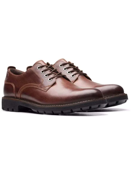 Pantofi Clarks cu legături maro
