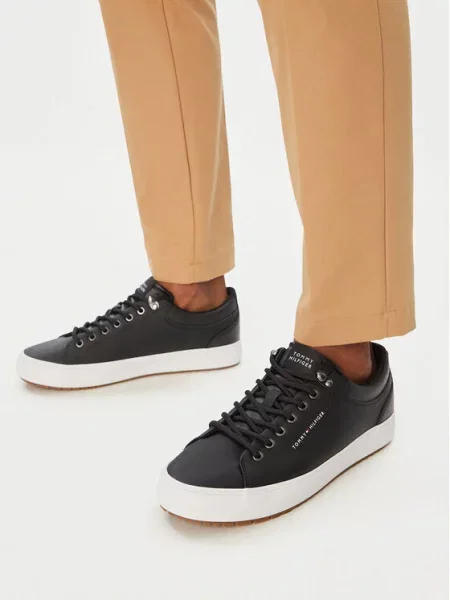 TOMMY HILFIGER Niske tenisice HARLEM / bijela crna
