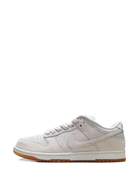 Klapki Nike białe