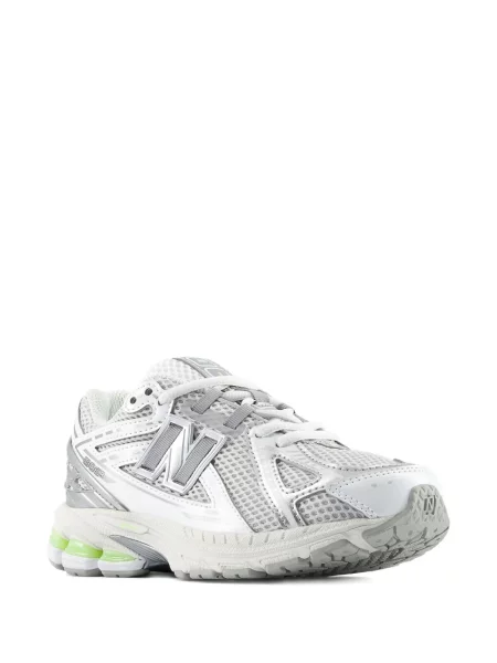 Buty do biegania dziecięce New Balance szare