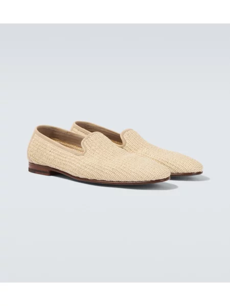 Pantofi loafer Manolo Blahnik din piele bej