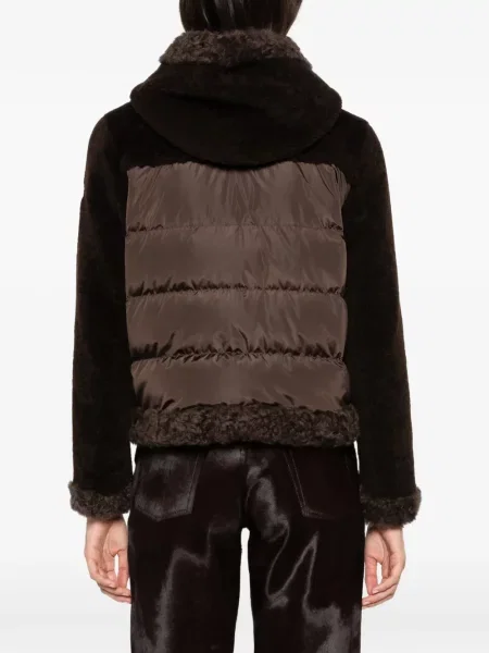 Geacă Moncler cu glugă din piele de oaie maro