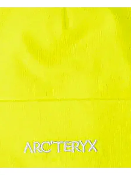 Căciulă Arc'teryx cu broderie galben