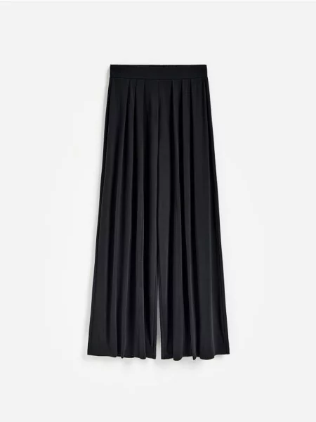 Reserved Pantaloni cu conținut ridicat de modal negru