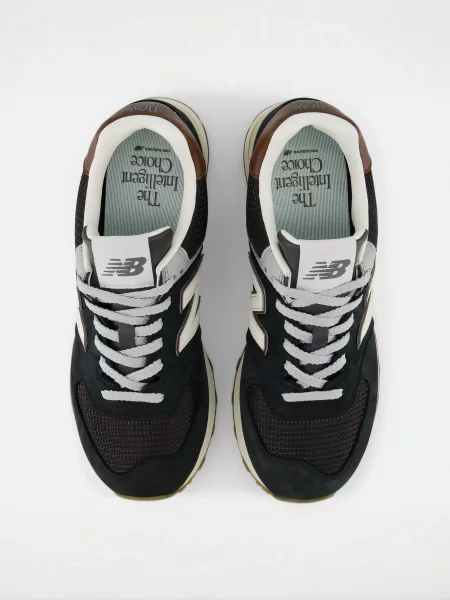 Замшевые повседневные кроссовки New Balance 574 черные