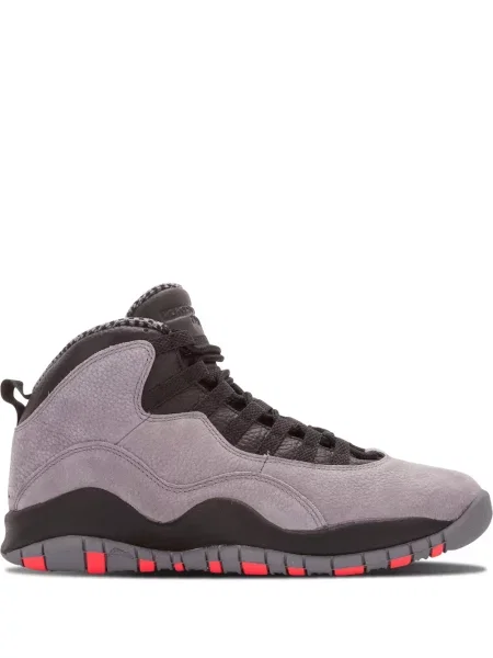 Sneakerși Jordan gri