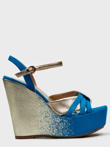 Босоножки Donna Piu золотые