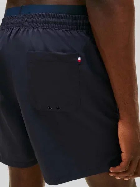 Kąpielówki Tommy Hilfiger z autografem