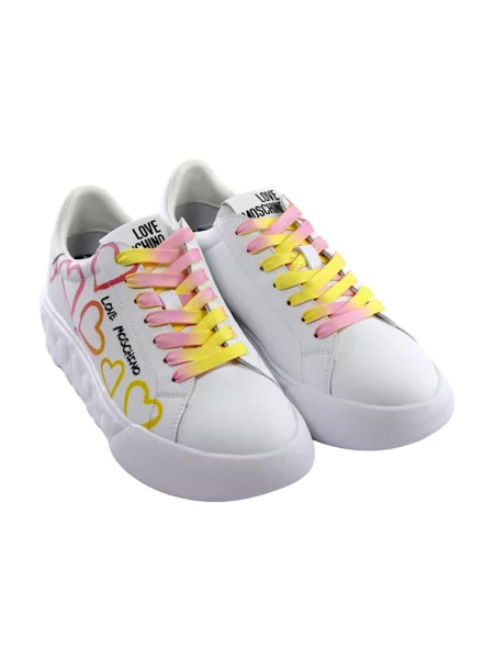 Sneakersy Love Moschino skórzane z nadrukiem w serca beżowe