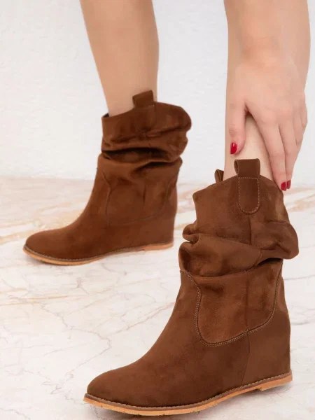 Gležnjarji Soho rdeča