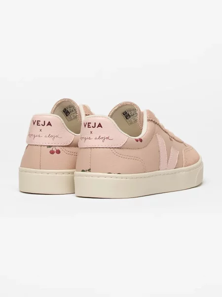 Детские кроссовки Veja