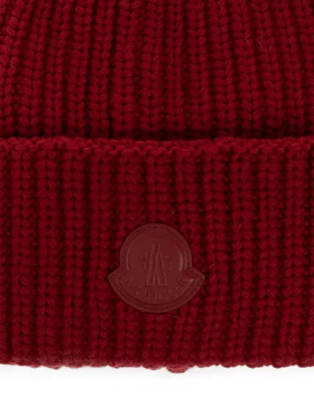 Căciulă Moncler de lână cu autograf roșu