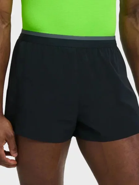 Шорти Saucony чорні