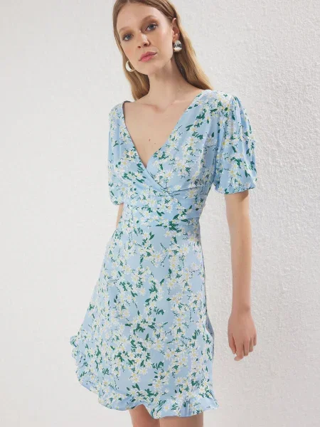Trendyol Rochie albastru deschis / galben / verde smarald alb