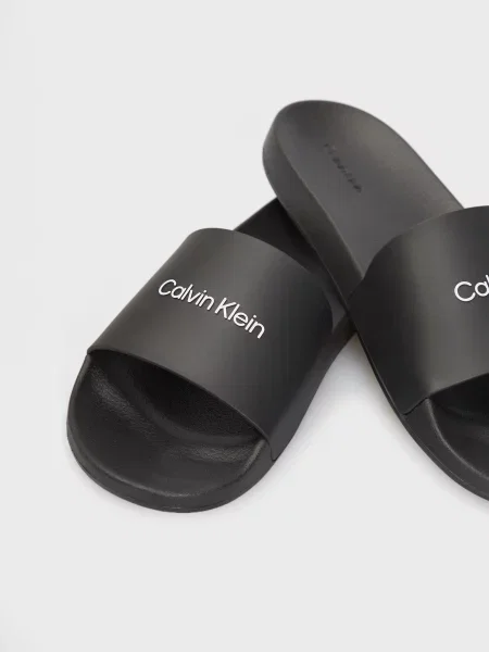 Шльопанці Calvin Klein чорні