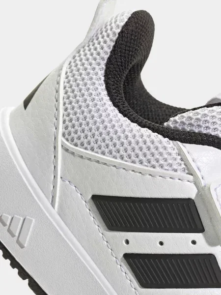 Детские кроссовки Adidas