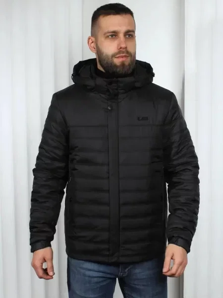 Демісезонна куртка UVENTUM чорний