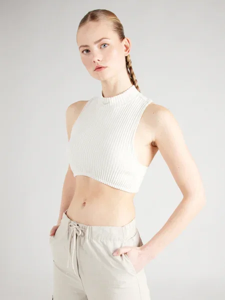 Nike Sportswear Top murdar alb