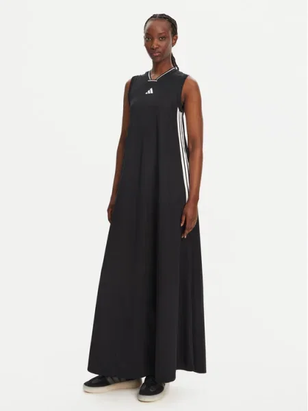 Рокля adidas Tiro дълга със стандартна кройка черно