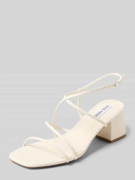 Sandały na z koturnem model Remmi' Steve Madden białe