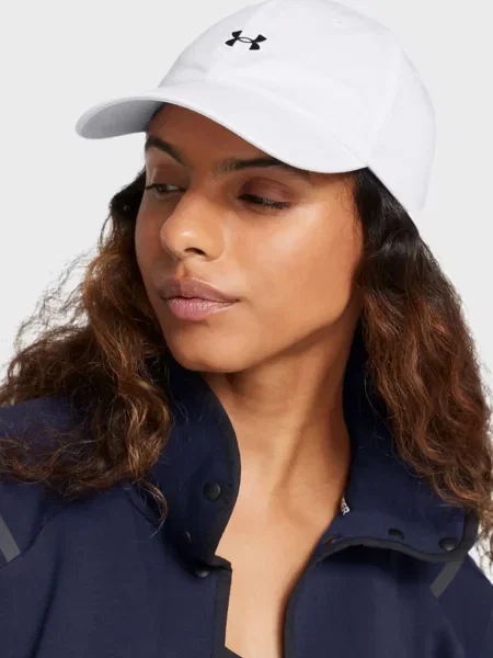 Кепка Under Armour біла