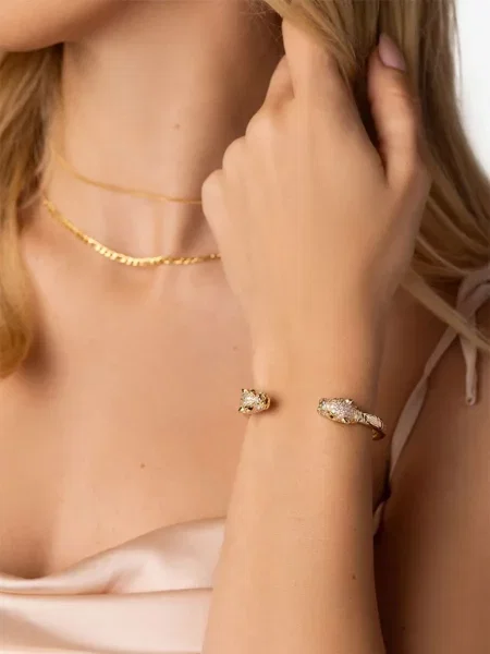 Apyranke Nialaya Jewelry su kristalais auksinė