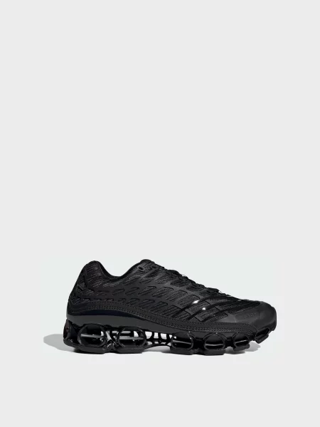 Кроссовки Adidas черные